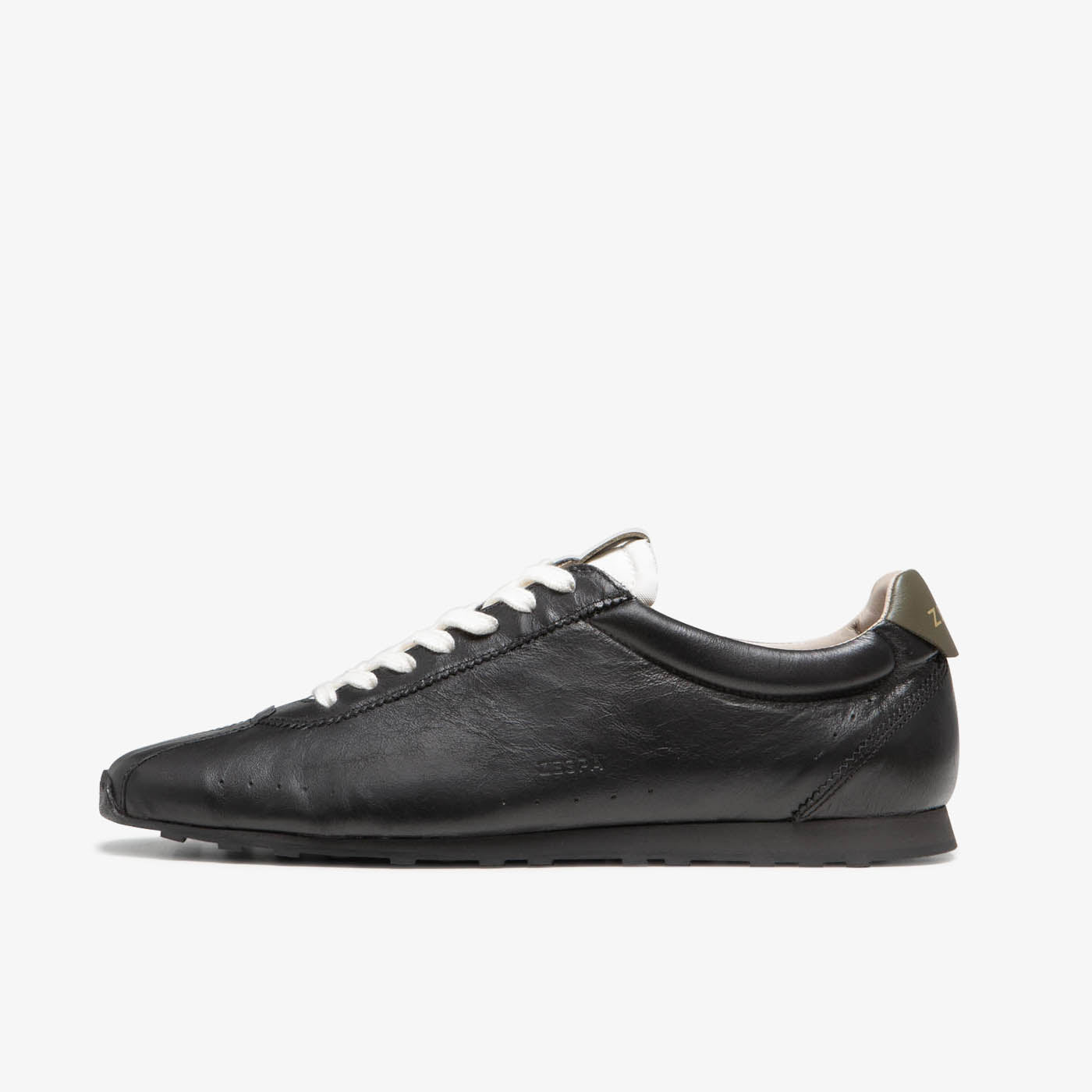 Sneaker rétro en cuir noir brillant du 36 au 46 | ZESPÀ