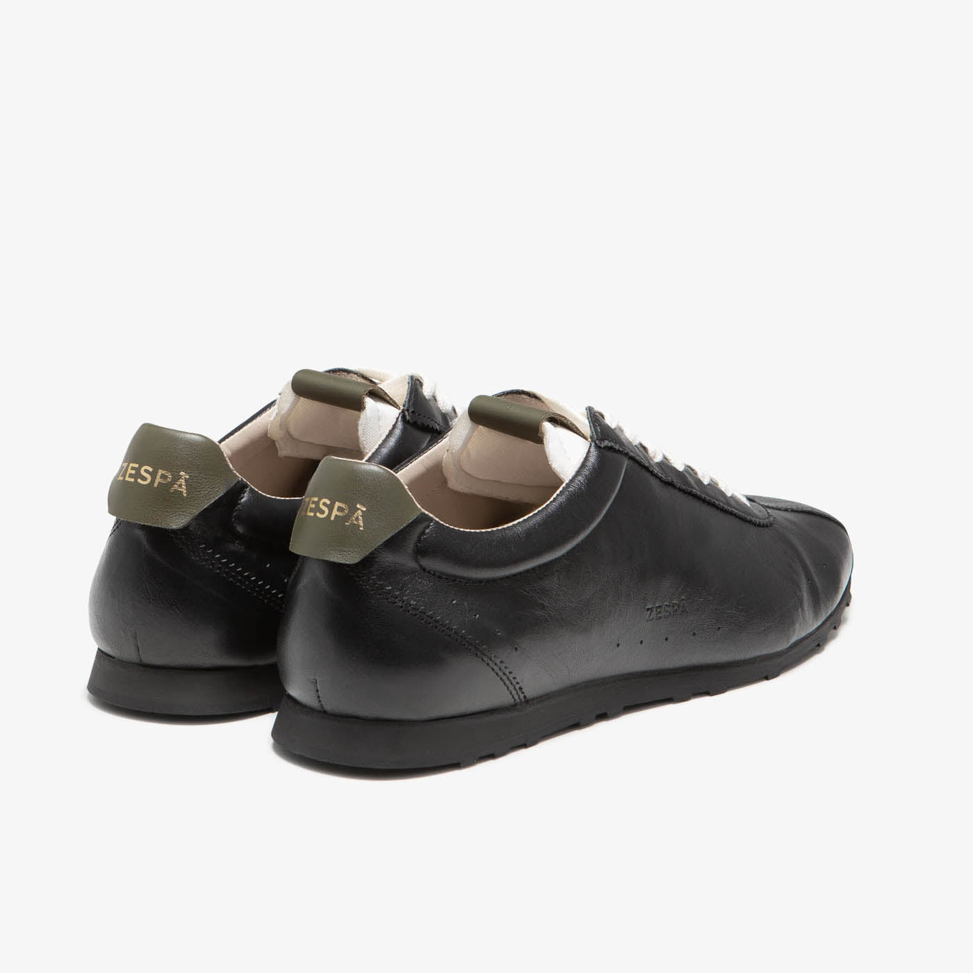 Sneaker rétro en cuir noir brillant du 36 au 46 | ZESPÀ
