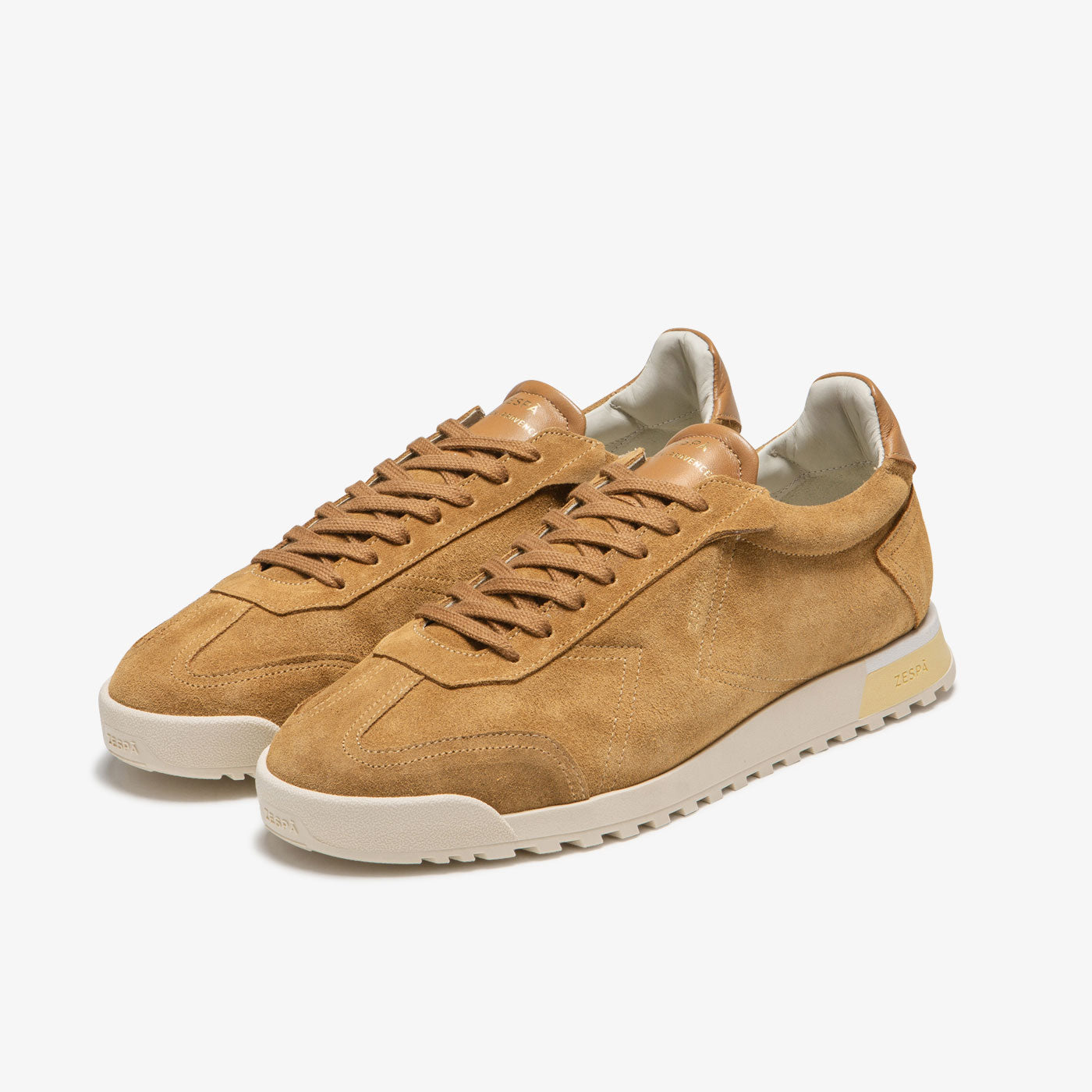 Sneaker en cuir suède cognac mixte du 36 au 46 | ZESPÀ